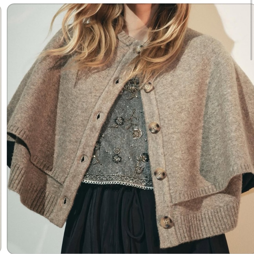 ZARA TAUPE KNIT LAYERED CAPE SWEATER PONCHO CARDIGAN COZY FALL NEUTRAL CHIC SM